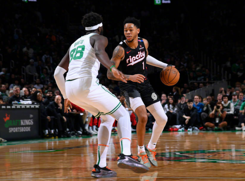 亚博-合同还剩1年2800万，很难送出去！NBA豪门倒下，但想彻底摆烂真难