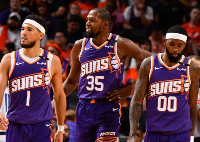 亚博体育官网-杜兰特末节化身“死神”！比“太小”手势扎心东契奇