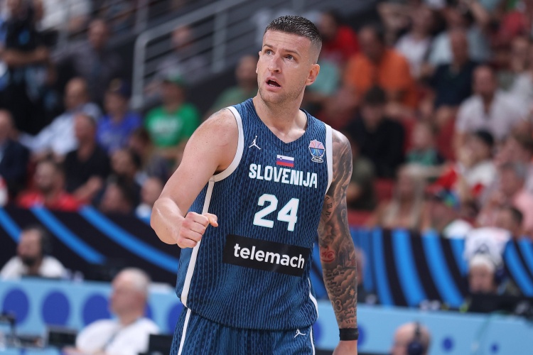 亚博体育官网-斯洛文尼亚中锋欧米奇坦言：单场40次罚球的队伍难以被击败，即便对手砍下90分