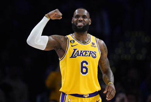 亚博体育官网-湖勇舆论战持续升温 詹姆斯也被扒出假摔黑历史