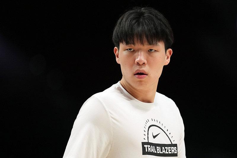 亚博体育官网-杨瀚森狂轰31分 创G联赛个人得分新高