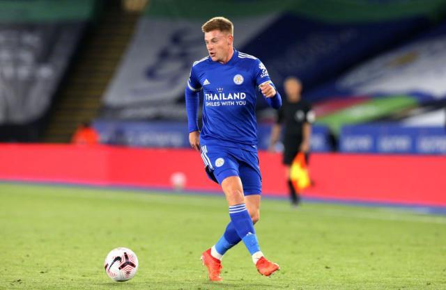 亚博体育APP-【说点球事】看到他们的故事，你又相信爱情了吗？